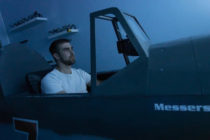 Private Combat Flight Simulator Experience