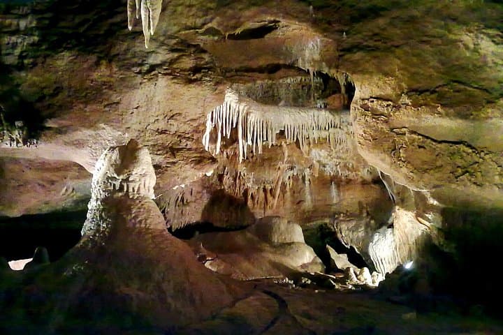 Koneprusy caves - a dom