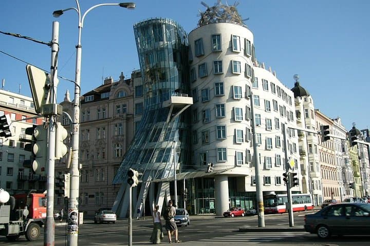 A weekend in Prague: Private transfers and tours with official tour guide
