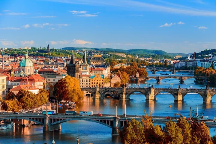 Private arrival OR departure transfer from/to Prague airport