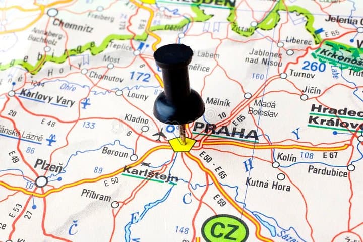 Cesky Krumlov to Prague - Private Transfer with 2 hours of Sightseeing