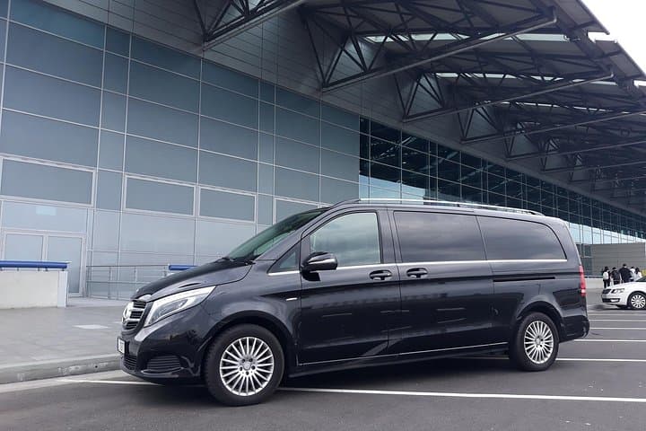 Prague Airport Private Arrival Transfer