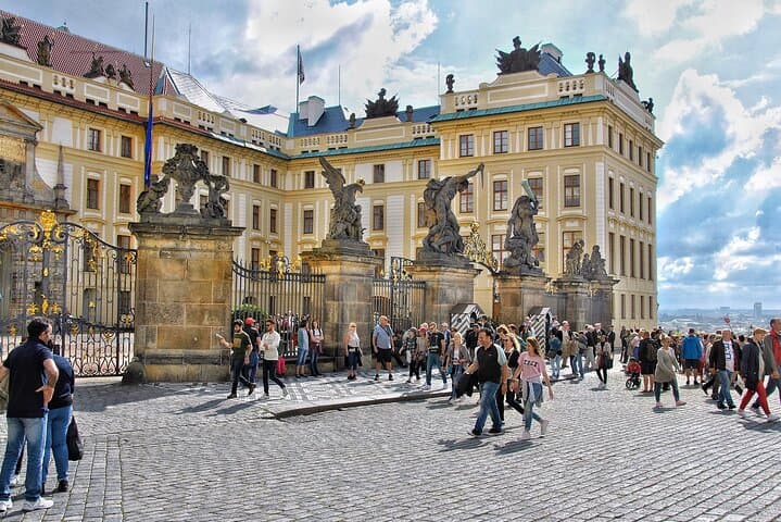 Private Guided Tour of Prague Old Town, Charles Bridge & Castle