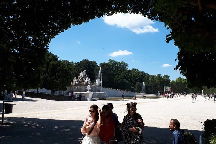 Schonbrunn fountain