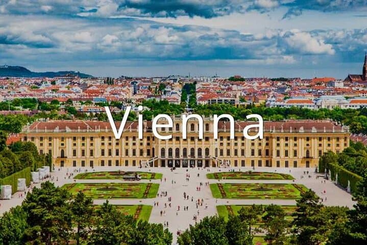 Daily Door to Door Shared Shuttle bus from Cesky Krumlov to Vienna