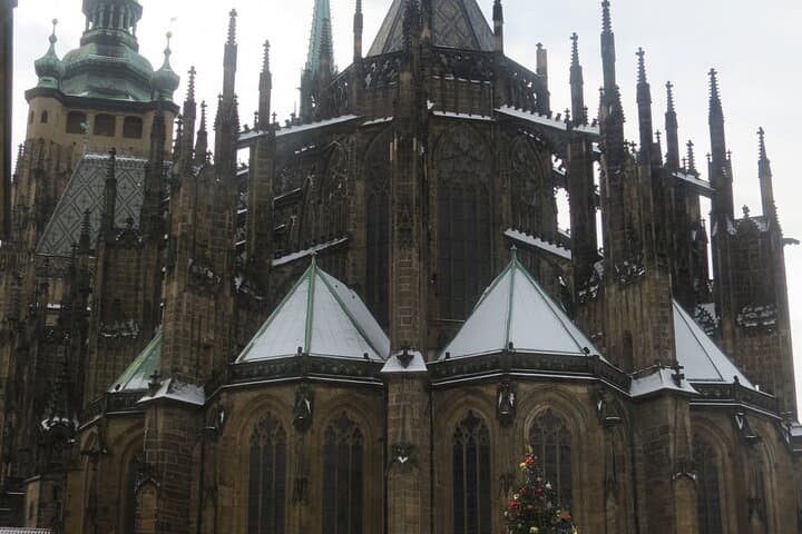 Charles Bridge and Prague Castle Walking Tour