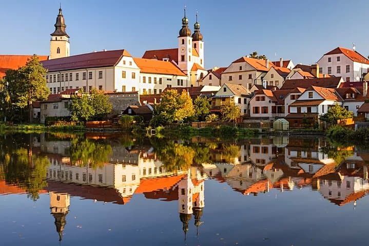 Private return day trip from Cesky Krumlov to UNESCO town of Telc with a guided walking tour