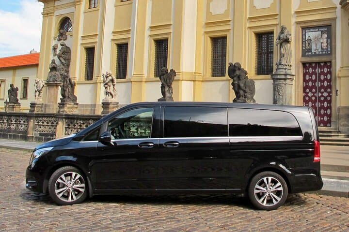 Private Transfer from Prague to Regensburg