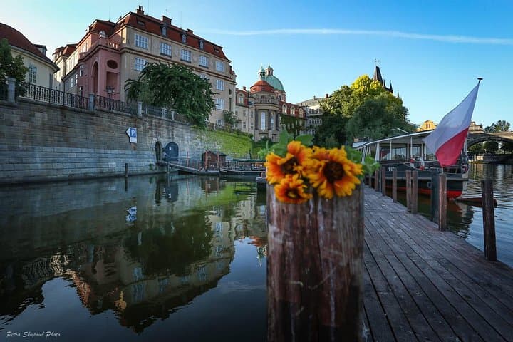 Prague Photoshoot for Couples, Betrothed, Family & Friends