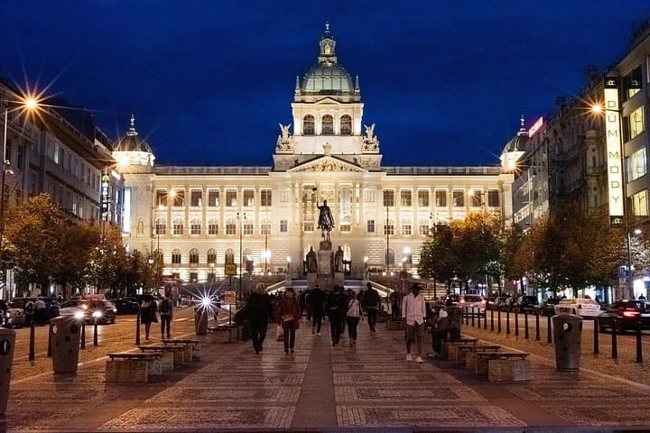 Cook, Taste & Explore: Prague – Vienna – Budapest