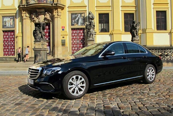 Private Transfer from Prague to Regensburg