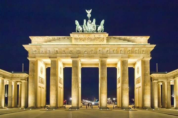 Full-Day Private Trip from Prague to Berlin