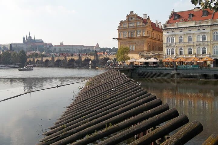 Smetanovo nábřeží
