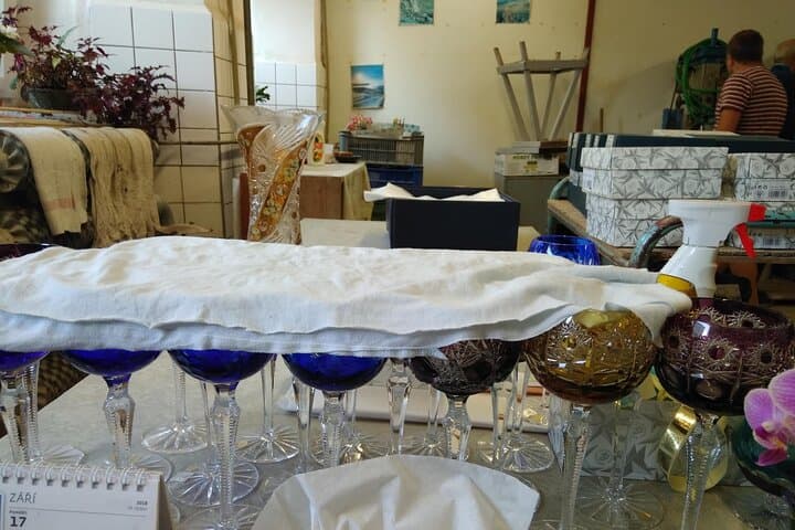 Glass Factory 8 hours Private Tour by car 2 hours from Prague