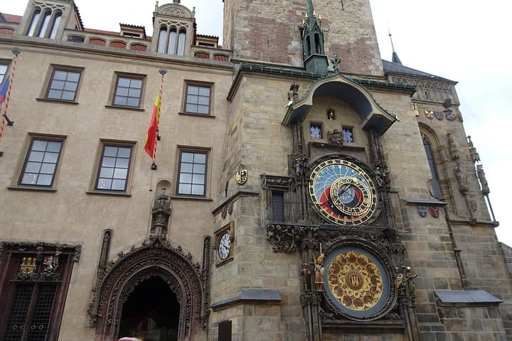 Prague self-guided walking tour and scavenger hunt