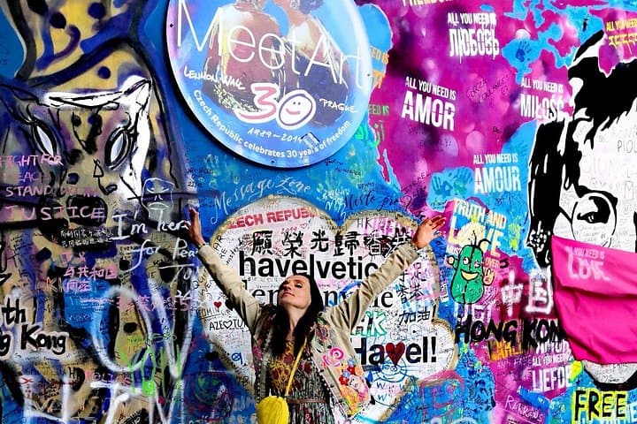 Lennon's wall