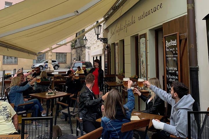Prague Historic Pub Tour with Drinks Included