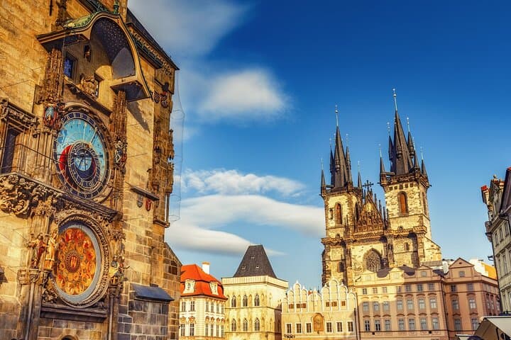 Prague Royal Quest: Self-Guided Ghost & Crown Walk