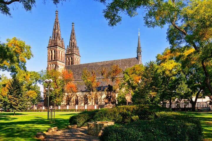 Private Vyšehrad Castle Tour with Casemates and Gorlice