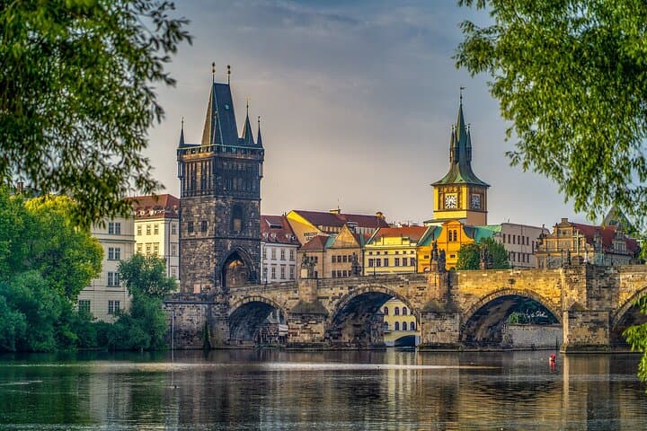 e-Scavenger hunt Prague: Explore the city at your own pace