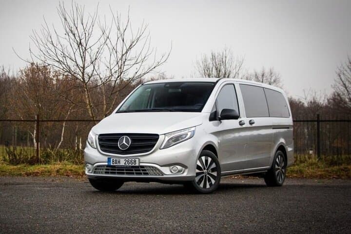 Private Transfer from Prague Airport to Prague City Hotels 1 - 7 pax