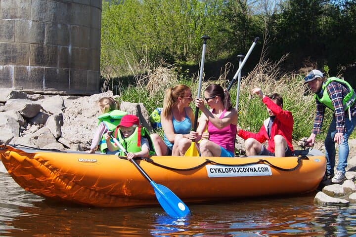 Family trip on raft