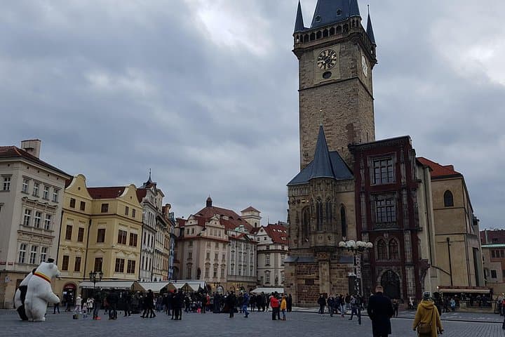 3-Hour Private Romantic Walking Tour in Prague