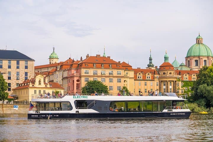 Prague: Evening Eco Cruise With a Glass of Prosecco in Bohemia