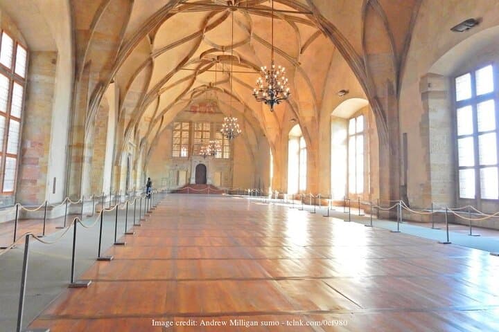 Visit Prague Castle & Lobkowicz Palace: Private Half-Day Tour