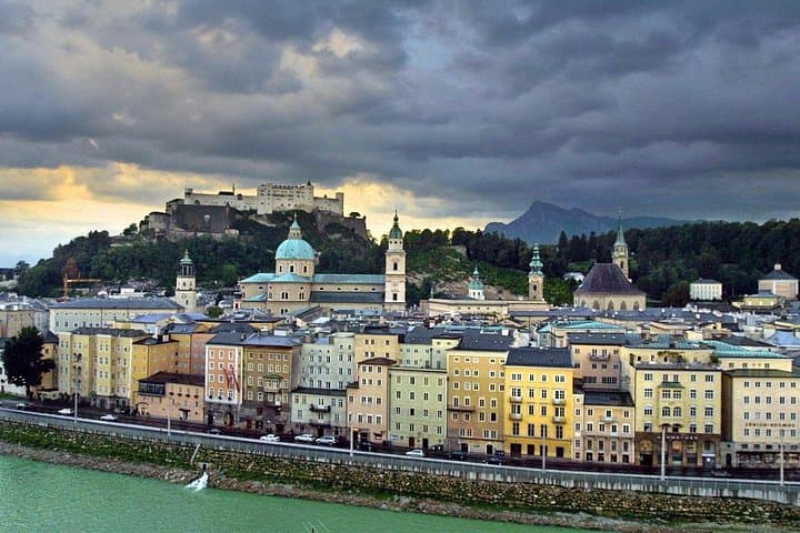 Private Transfer from Prague to Salzburg