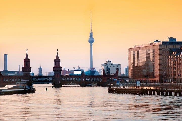 Private Transfer from Prague to Berlin