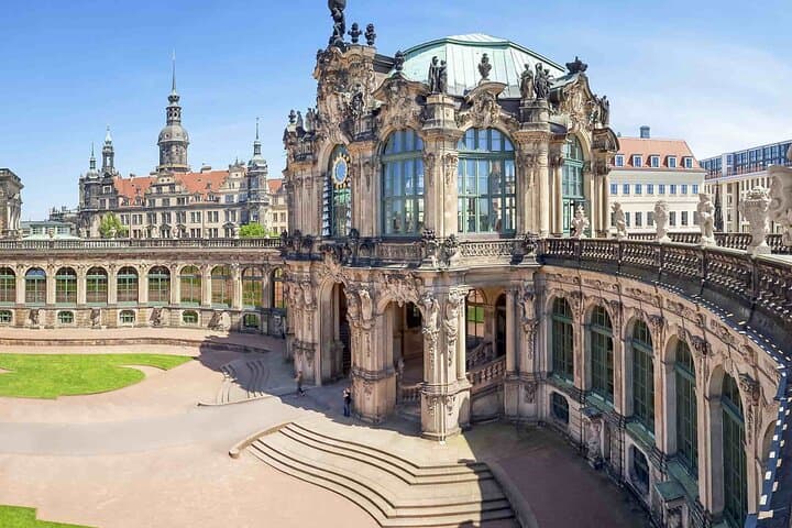 Private Transfer from Prague to Dresden