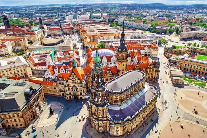 Private Transfer from Prague to Dresden