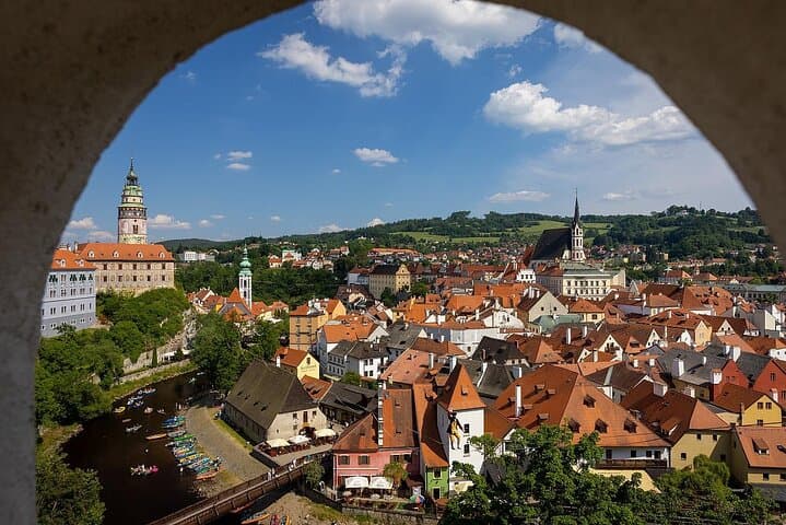 Private Transfer from Prague to Cesky Krumlov