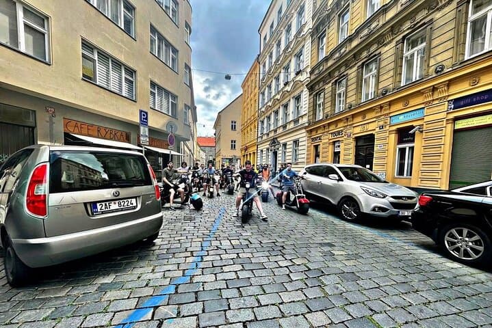 Create your own route on eScooter and enjoy Prague on wheels!