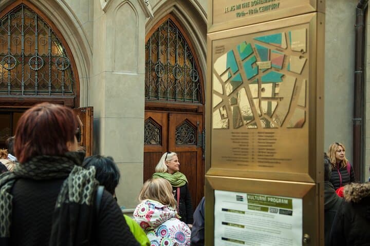 Prague Walking Tour in German: Old Town with Jewish Quarter
