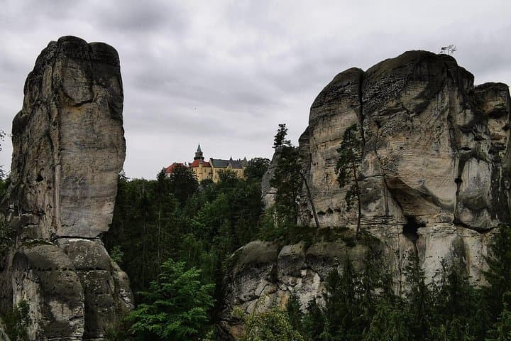 Hrubá Skála Castle