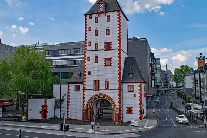Private Transfer From Prague to Mainz With a 2 Hour Stop