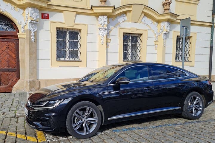 Private Transfer from Prague to Passau with optional stop