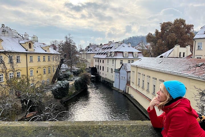 Some hidden Prague corners are so romantic in the winter time. Let PersonalPragueGuide show you the best picture points.