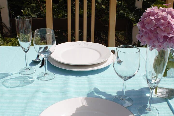 4-Course Traditional Czech Dinner with Wine in Local Prague Home
