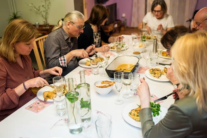4-Course Traditional Czech Dinner with Wine in Local Prague Home
