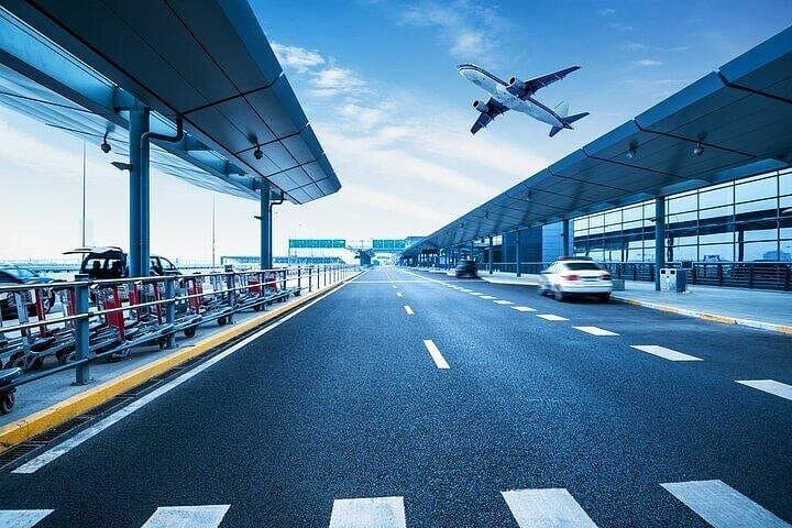 Transfer from Vaclav Airport (PRG) to Prague City Center