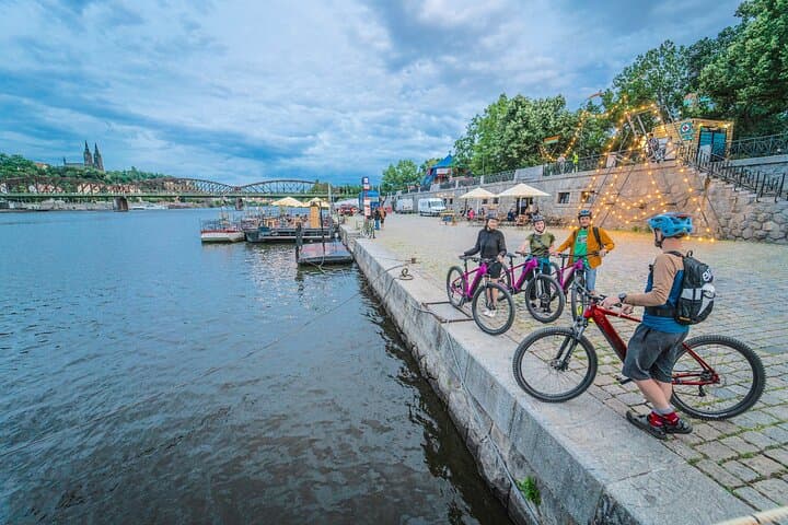 Prague e-bike trip