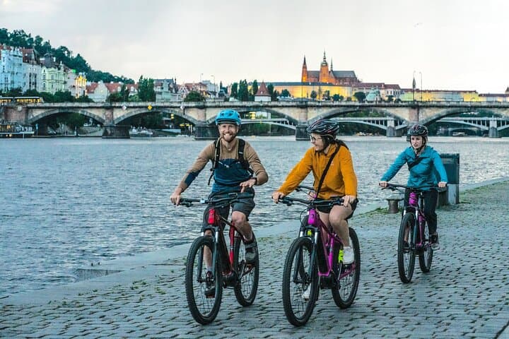Prague e-bike trip