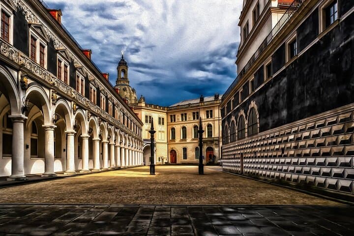 Private Day Tour from Prague to Dresden, English Speaking Driver