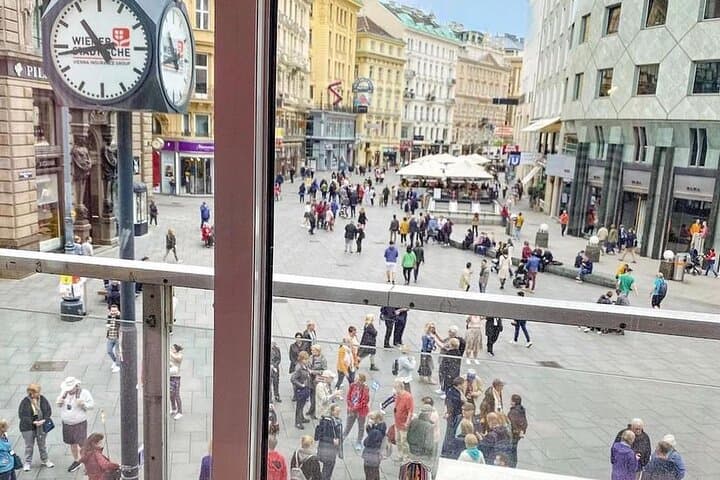 Full Day Trip to Vienna from Prague & back with Private Transfers