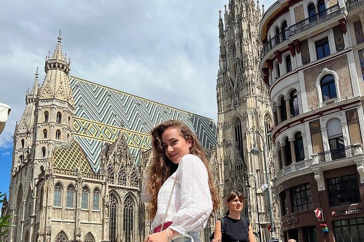 1-Day Excursion: Prague to Vienna Tour with private transfers