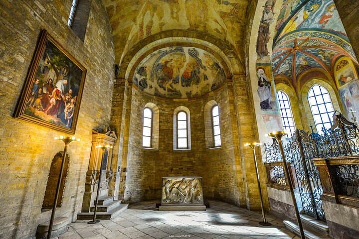 Explore the Historic Prague Castle: Private Half-Day Walking Tour