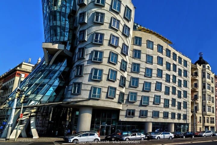 Prague's Highlights & Hidden Gems: Private Half-Day Walking Tour